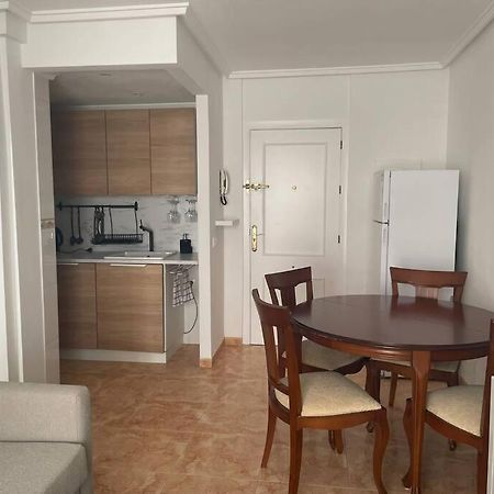 Cozy Apartment 5 Mins To Beach Torrevieja Extérieur photo