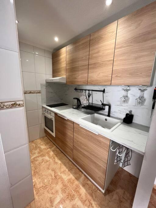 Cozy Apartment 5 Mins To Beach Torrevieja Extérieur photo