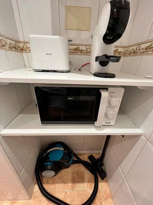Cozy Apartment 5 Mins To Beach Torrevieja Extérieur photo